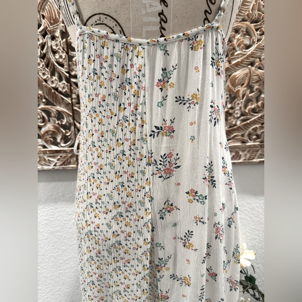 Mudd Super Soft Dainty Floral Boho Country Chic Faux Wrap Midi Summer Dress - Picture 6 of 13